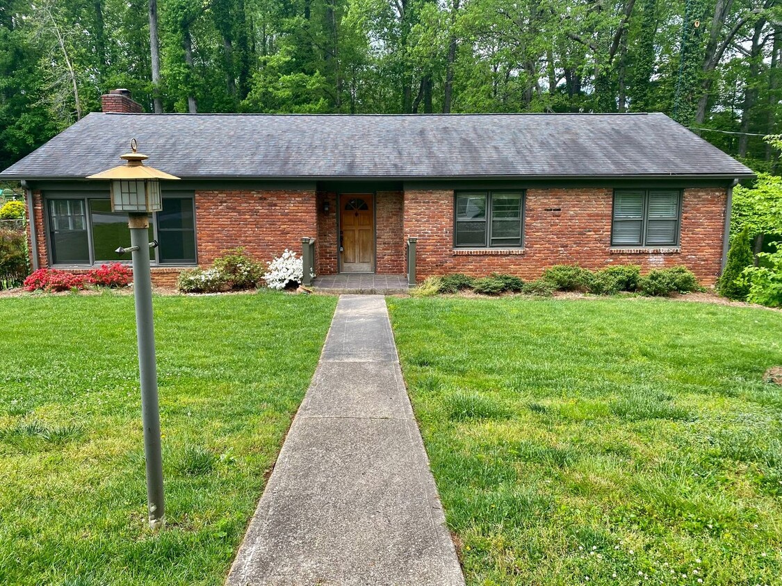 Primary Photo - East AVL - Three Bedroom, 3 Bathroom Brick...