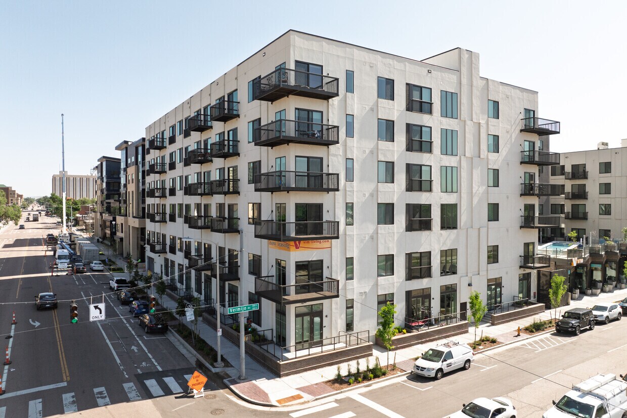Building Photo - VIM West