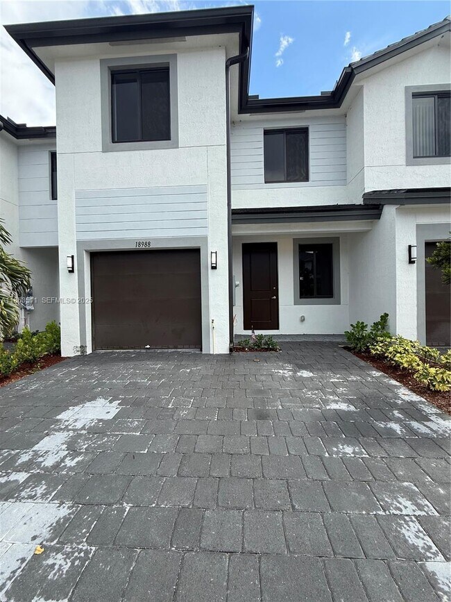 Foto del edificio - 18988 SW 344th Terrace