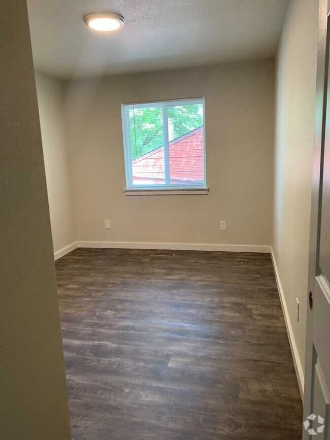 Building Photo - 338 25th Avenue Ct