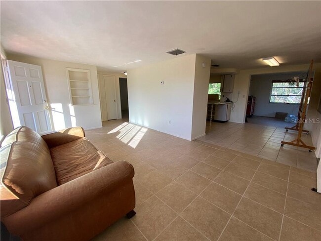 Building Photo - 3612 Springfield Dr