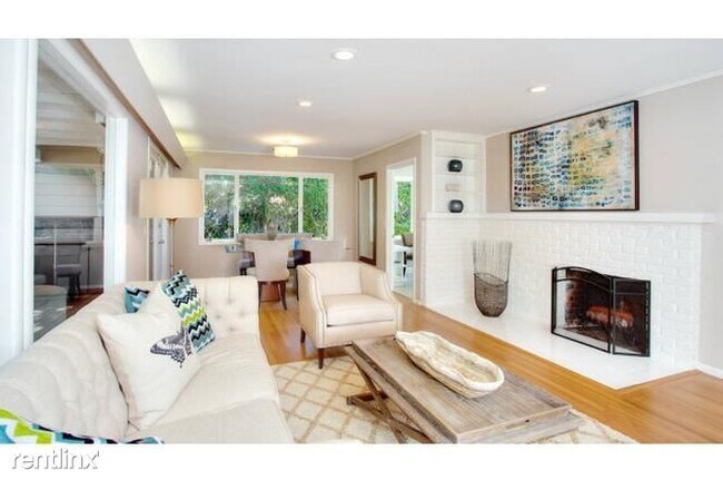 Building Photo - 5 br, 3 bath House - 1302 Channing Ave