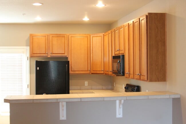 Kitchen 1 - 833 S Weber St
