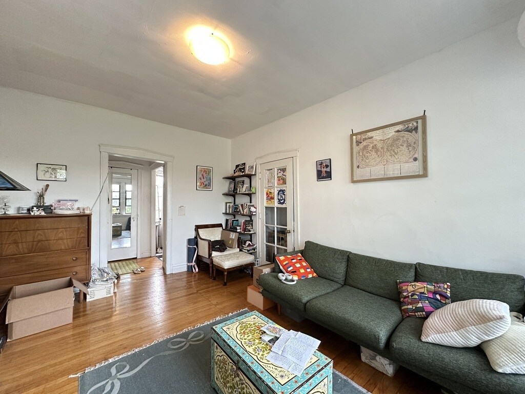 Foto principal - 2921 W McLean Ave