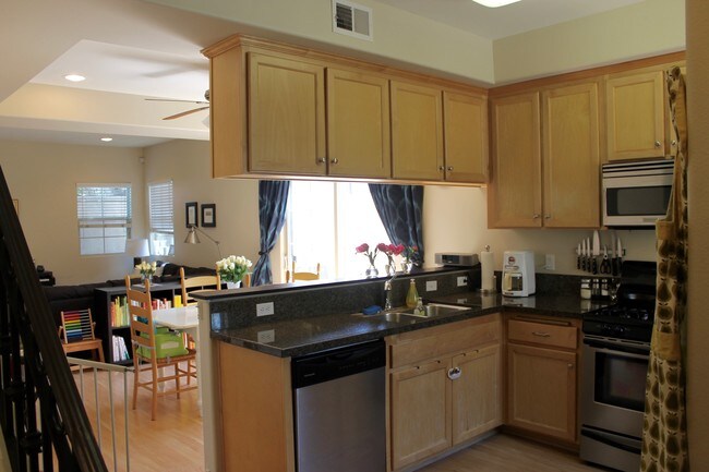 Building Photo - 14556 Evan Way