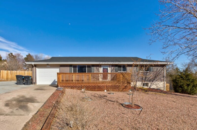 Primary Photo - 613 Crestridge Ave