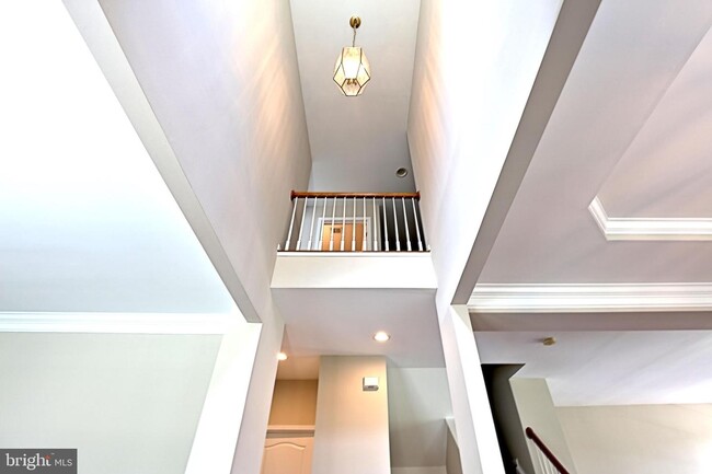 Foto del edificio - 43216 Baltusrol Terrace