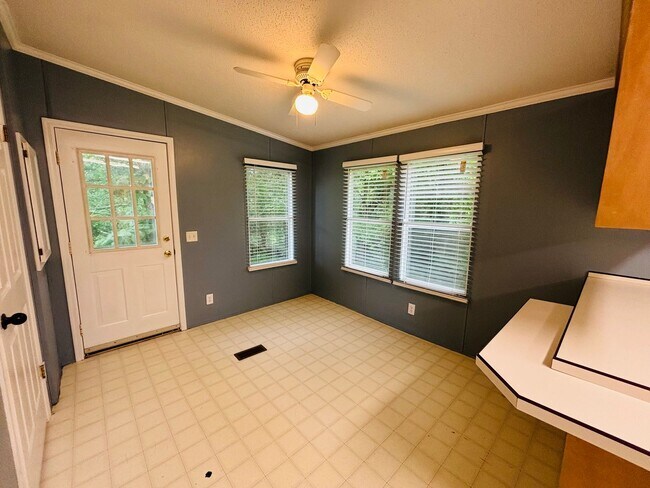 Foto del edificio - 3 Bedroom 2 Bath House
