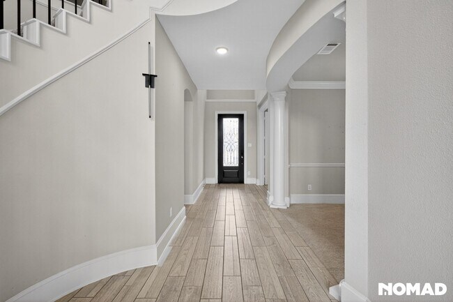 Foto del edificio - 15646 Scolty Reach Ln