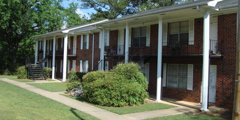Primary Photo - Edgemont Apartments
