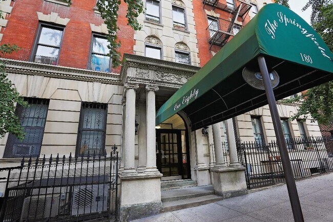 Foto del edificio - 180 Claremont Ave