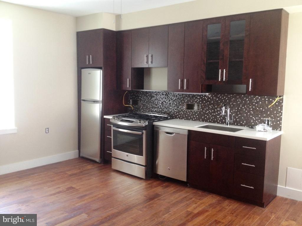 Foto principal - 131 S 13th St