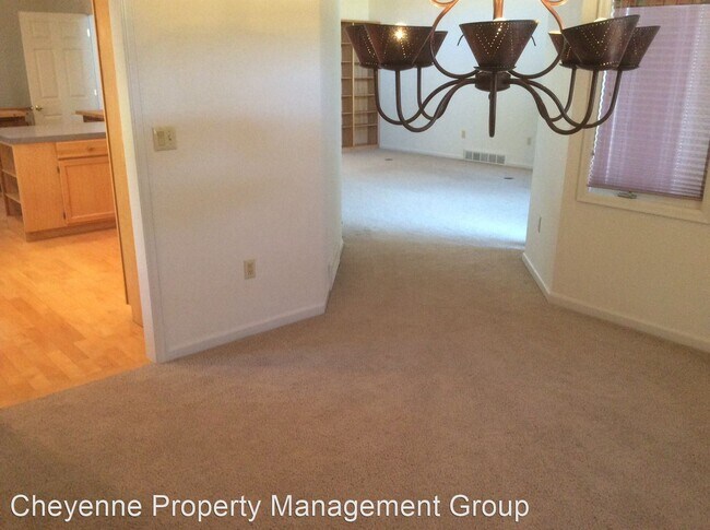 Foto del edificio - 2 br, 2 bath House - 902 Prairie Ave