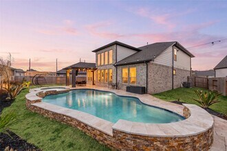 Building Photo - 30155 Gold Finch Pl