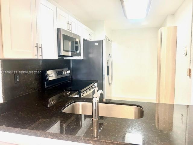 Foto del edificio - 871 NE 207th Terrace