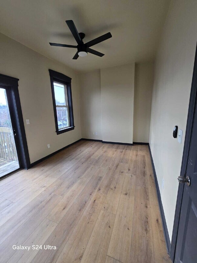 Building Photo - For Rent: Renovated 2-Story Townhouse in M...