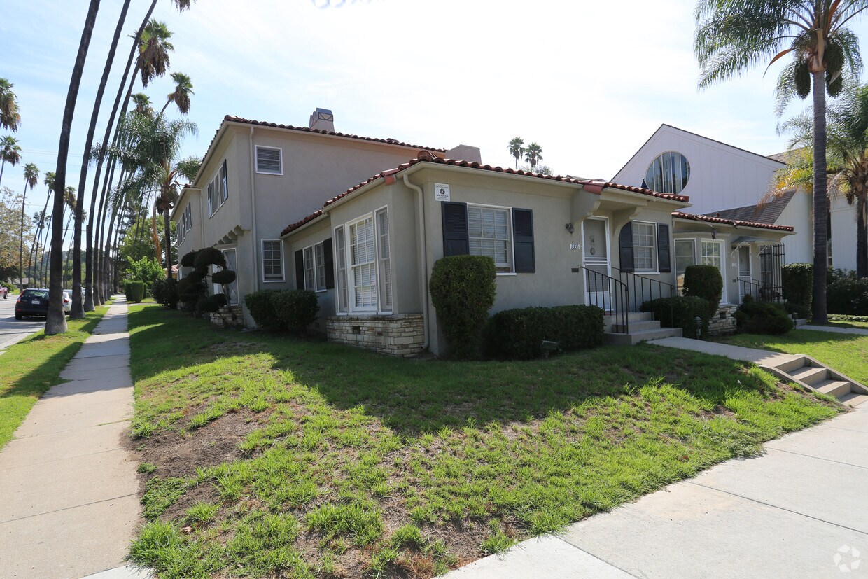 Building Photo - 1334 N Brand Blvd