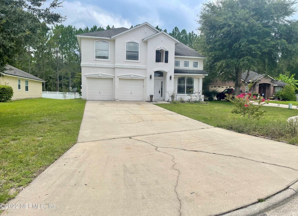Primary Photo - 3595 Live Oak Hollow Dr