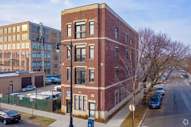 Foto del edificio - Bridgeport Mixed Use Building