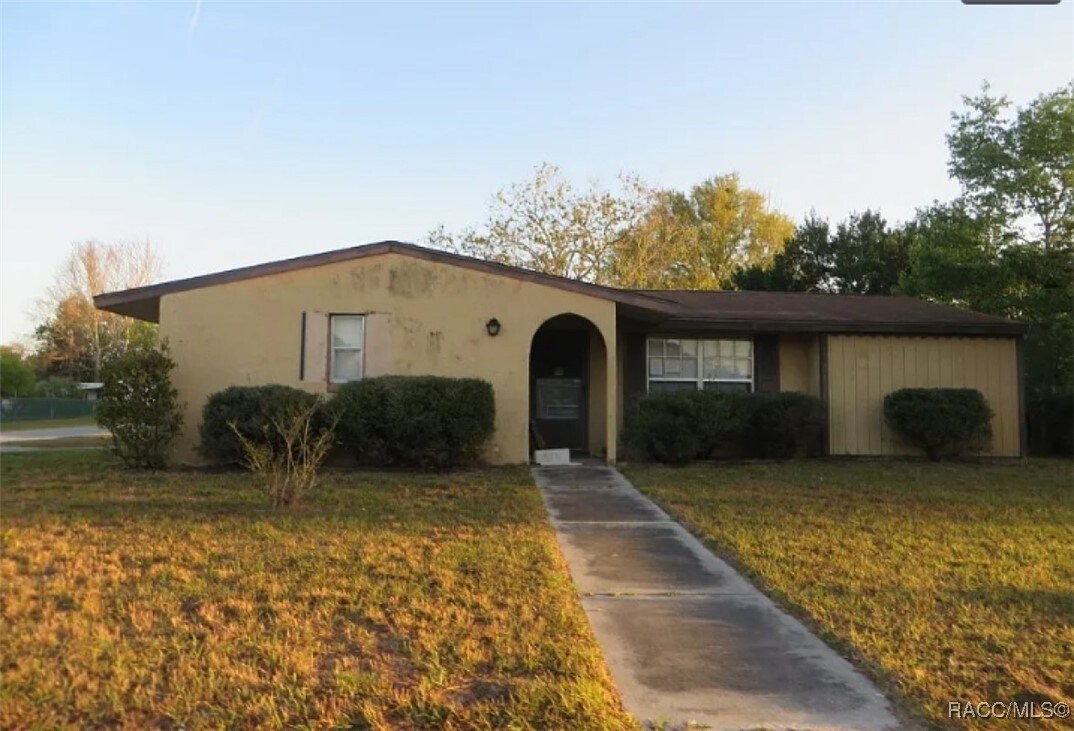 Foto principal - 6675 W Seagull Ln