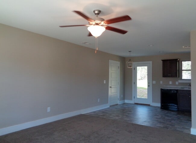 Building Photo - Home For Rent Vance, AL - COMING SOON!