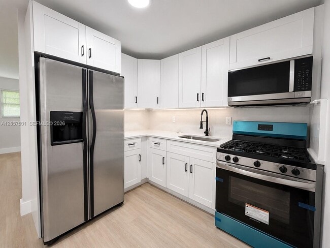 Building Photo - 4804 Garden Ave