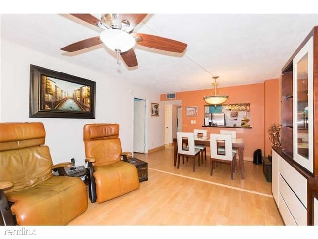Building Photo - 1801 S Ocean Dr