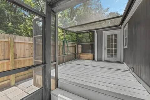 Foto del edificio - 9709 Bear Lake Rd