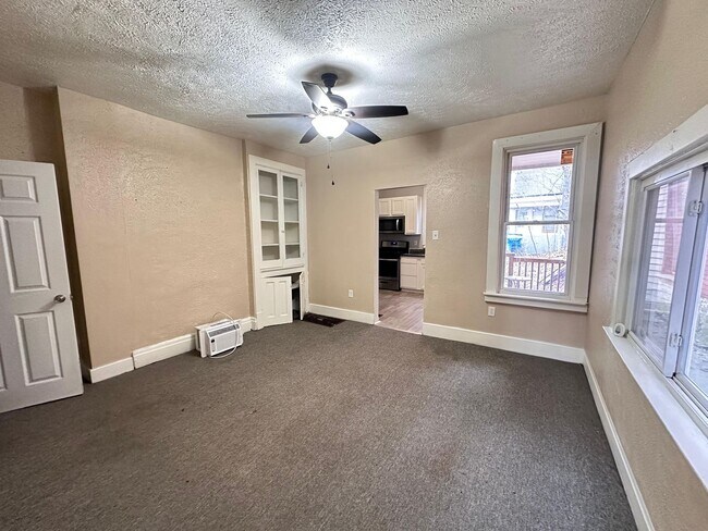 Foto del edificio - 13th Ave