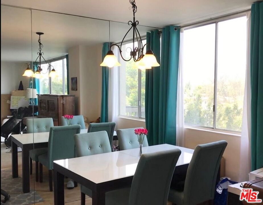 Foto principal - 10747 Wilshire Blvd