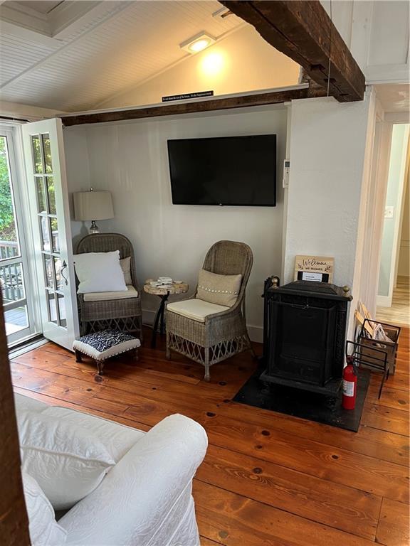 Foto del edificio - 377 3rd Beach Rd