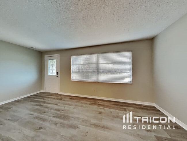 Foto del edificio - 1618 Algonquin Drive Clearwater FL