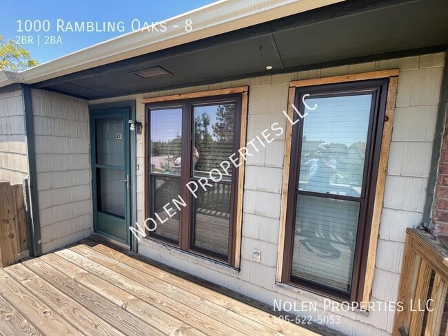 Foto del edificio - 1000 Rambling Oaks Dr