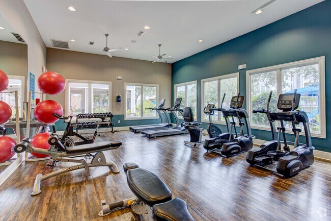 gimnasio abierto las 24 horas - The Pointe at Victoria
