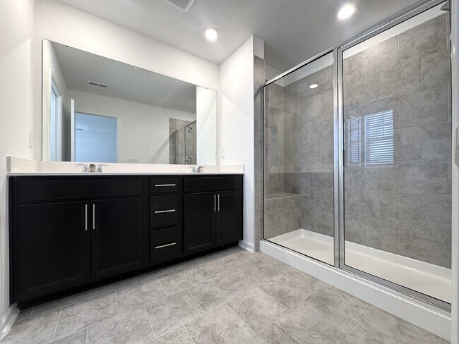 Foto del edificio - 2917 Hickory Fld Dr