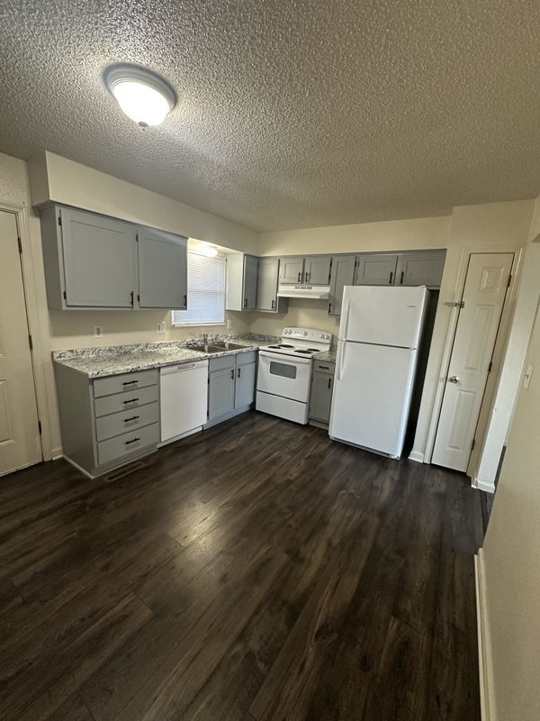 Foto del edificio - 3237 N 84th Terrace