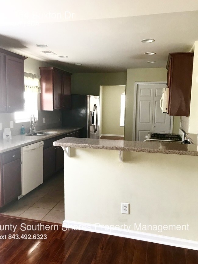 Foto del edificio - 2154 Buxton Dr