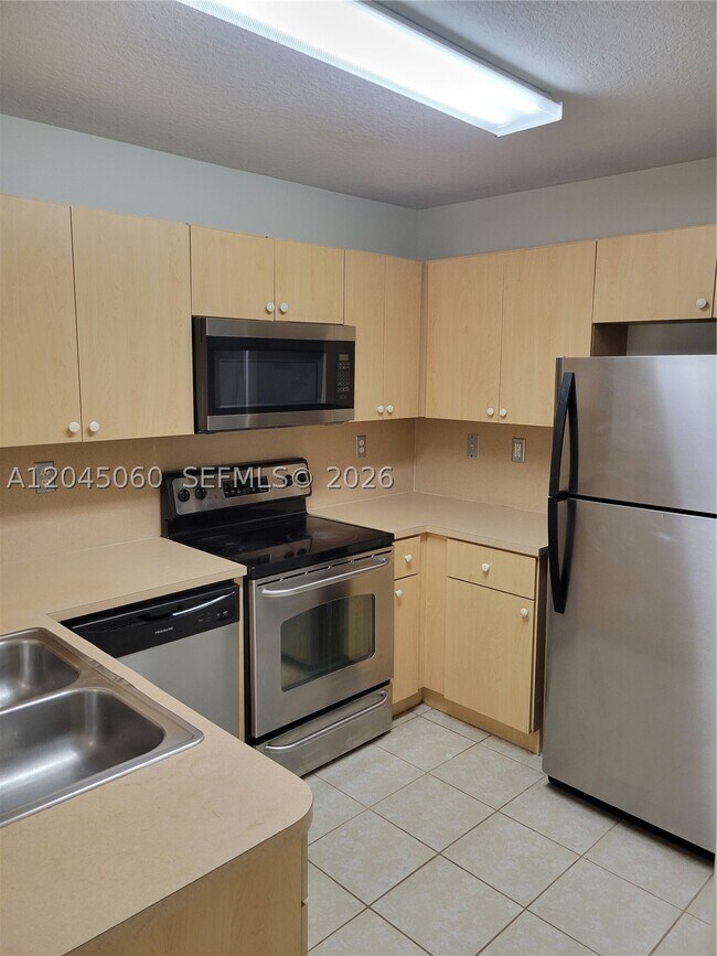 Foto del edificio - 618 SW 106th Ave