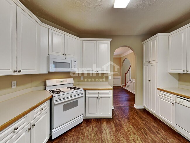 Foto del edificio - 4961 Heritage Crossing Dr SW