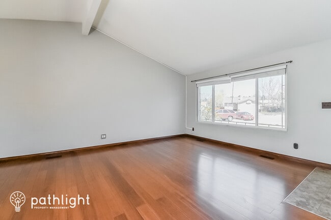 Building Photo - 1929 Independence Dr