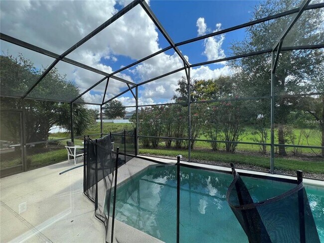 Foto del edificio - 16708 Glenbrook Blvd