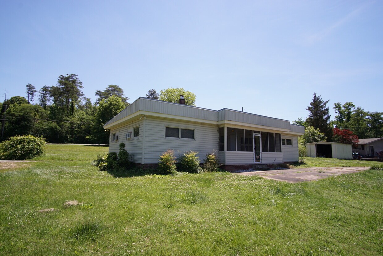 10023 Westland Dr, Knoxville, TN 37922 House Rental in Knoxville, TN