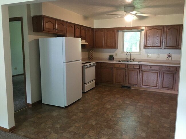 Cocina - 334 Oakdale Cir