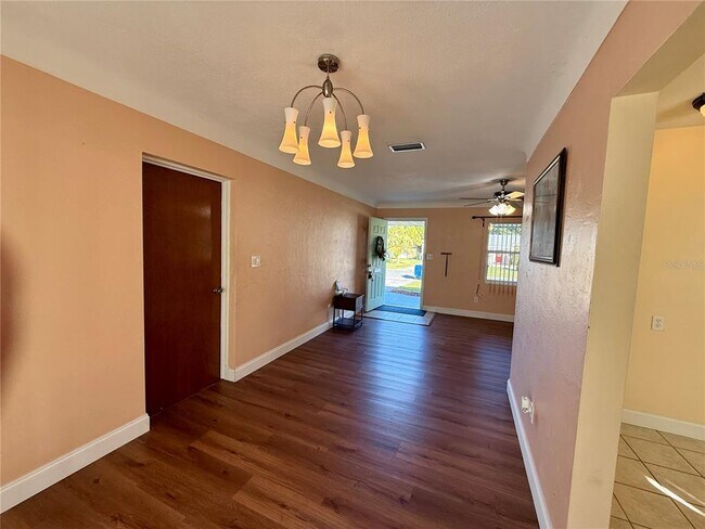 Foto del edificio - 6700 17th Ln N