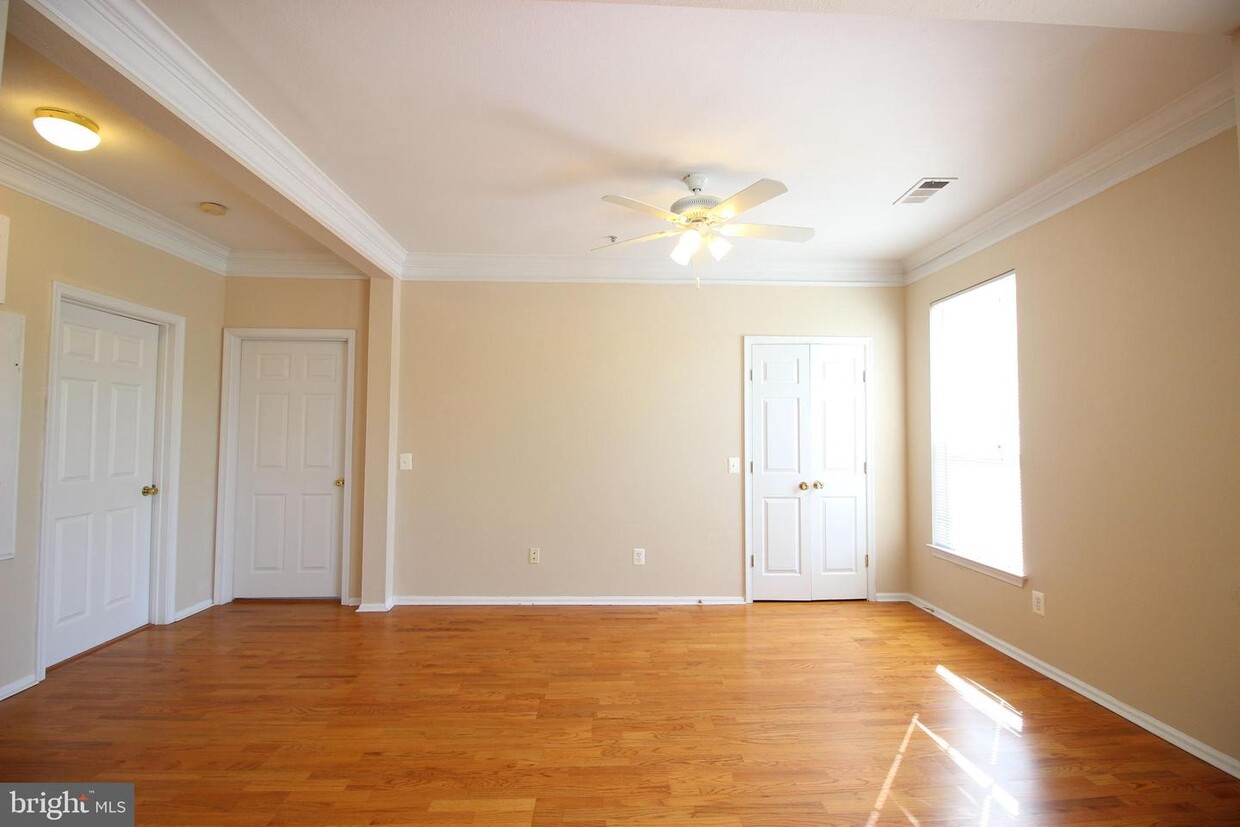 Primary Photo - 1550 Spring Gate Dr.