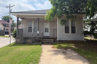 Building Photo - 320 W Duffy St