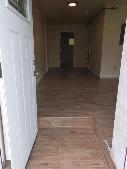 Interior Photo - 204 Grand Avenue