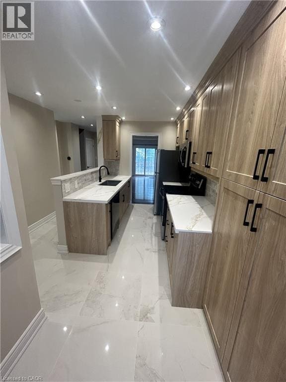 Building Photo - 49 Ristau Crescent