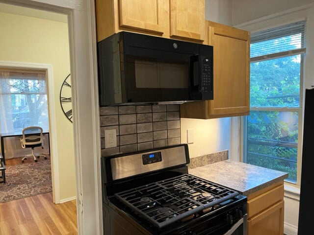 Kitchen - 514 Walnut Ave