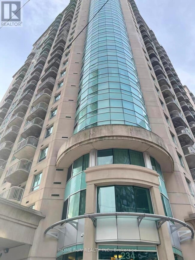 Building Photo - 234 Rideau St